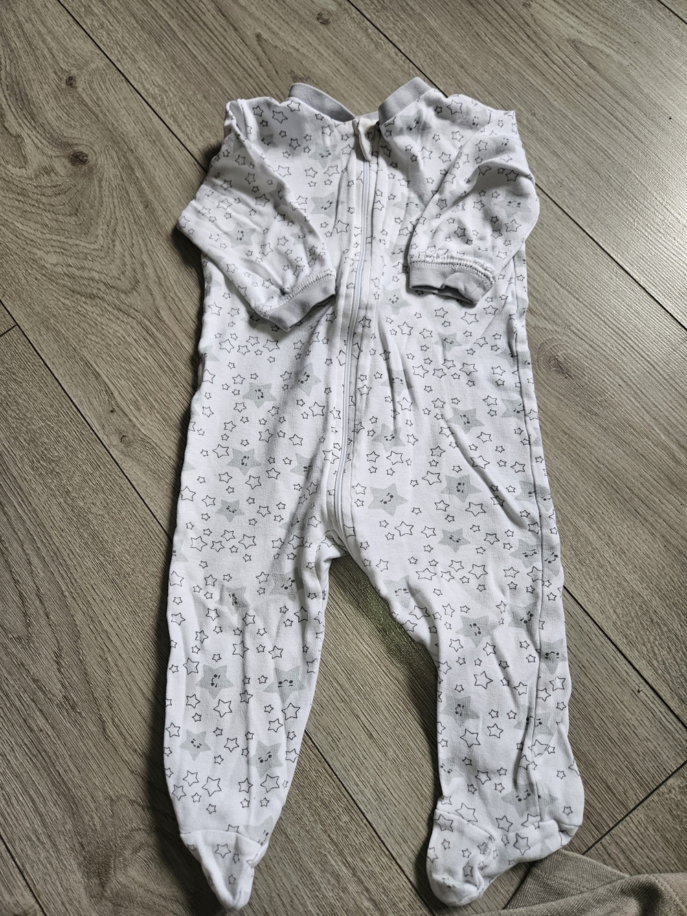 Pajamas George White Footed One-Piece Pajama with Gray Star Print